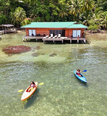 Isla Bastimentos Casa | Amazing Overwater Villa in Bastimentos