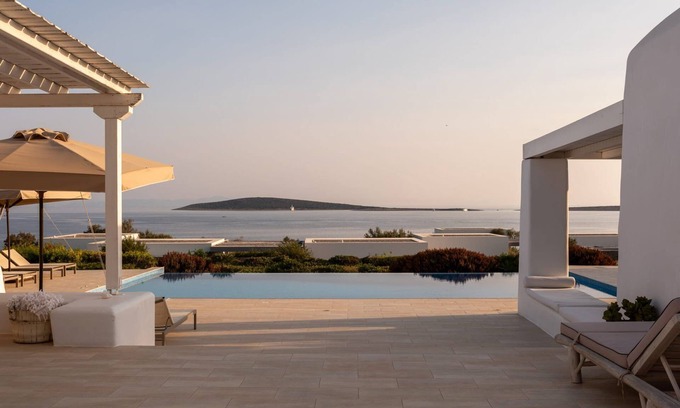 Paros Villa | Amazing Paros Villa | Villa Oasis | 5 Bedrooms | Private Pool with Stunning Sea Views | Makria Myti