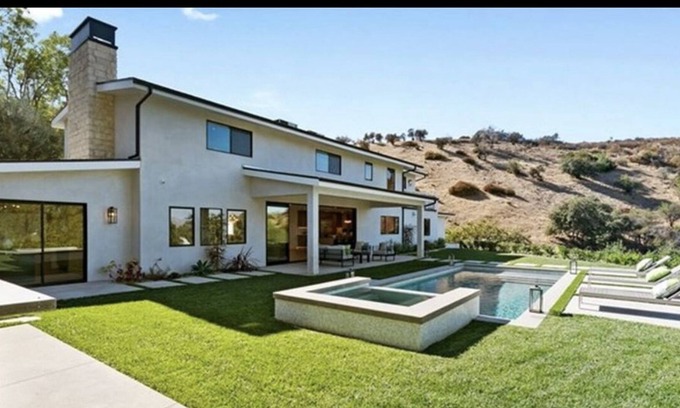Encino Villa | Amazing Private villa with pool&spa and 6 bedrooms