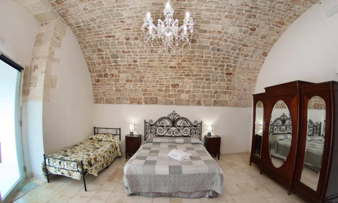 Conversano Otro | Habitación Cuádruple para Familias Dimora Anna N.8