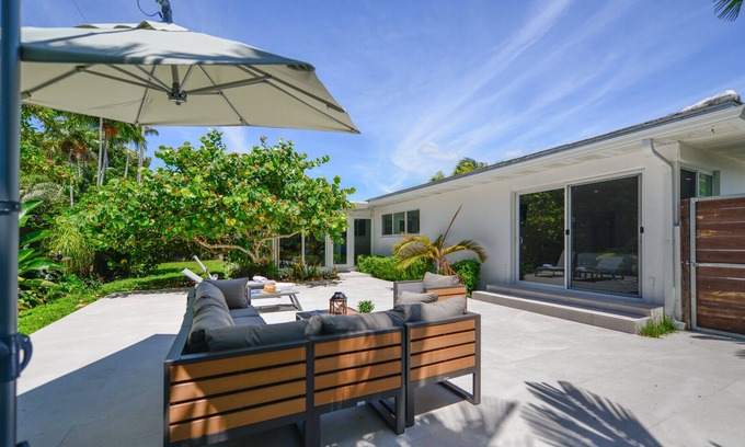 Northeast Miami Casa | Amazing renovated home close to the Bay