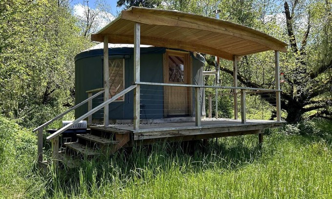 Alsea Cabina | Amazing Romantic Yurt with Spectacular Landscape Views in Oregon