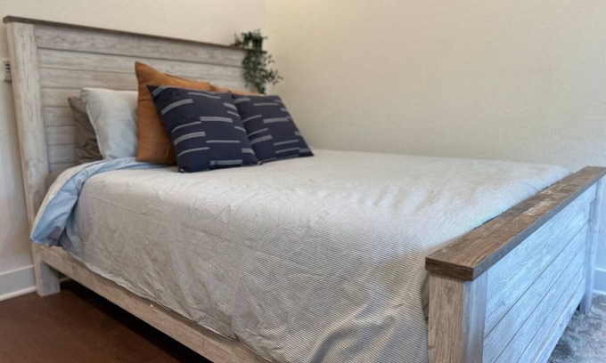 West Colfax Apartamento | Amazing Studio near Sloans Lake