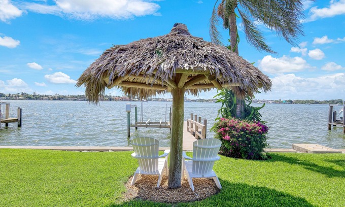 Royal Harbor Casa | Amazing sunsets on Naples Bay - mins from 5th Ave - Contact for monthly rates
