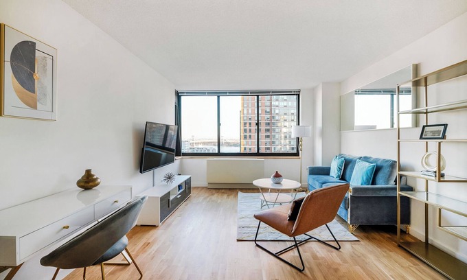 Upper East Side Apartamento | Amazing UES Luxury 2 Bedw/Gym, Pool,Laundry #6187