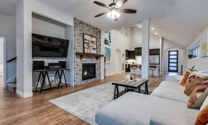 Denton County Casa | Amazing upgraded masterpiece with a nice gym upstairs, full kitchen, and games!