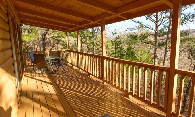 Board Camp Cabina | Amazing View! Ride to trails. Perfect monthly stay
