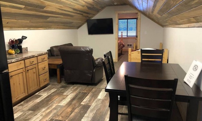 Island Park Apartamento | ⭐ ¡Vistas increíbles! 25 min a Yellowstone, Loft