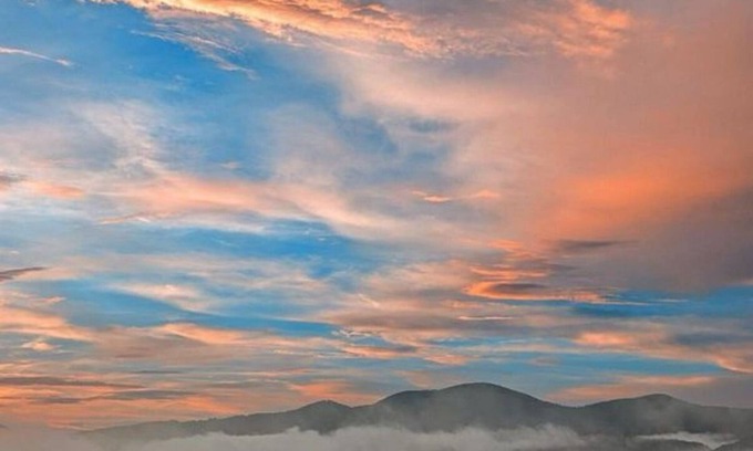 Brevard Casa | AMAZING VIEWS!!! Beautiful home close to town, waterfalls and hiking!
