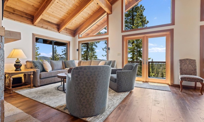 Arnold Casa | AMAZING VIEWS- MODERN HOME- SH #14 by Bear Valley Vacation Rentals
