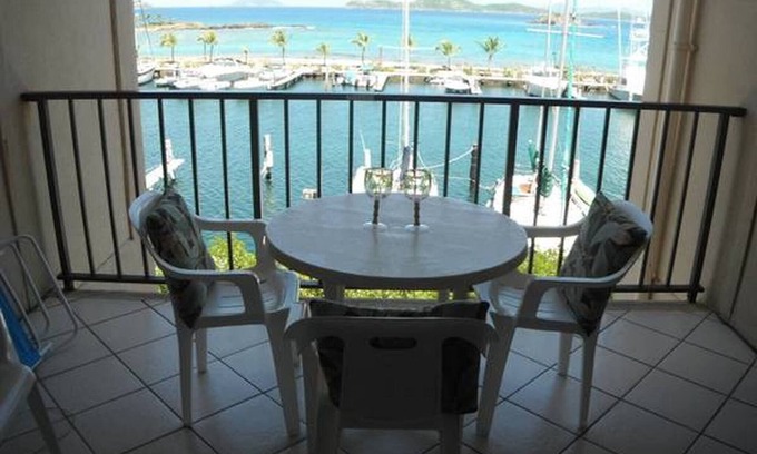 Red Hook Apartamento | Amazing Views Ocean Front Sapphire Village