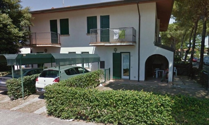 Bibione Apartamento | Amazing Villa with private garden in Bibione