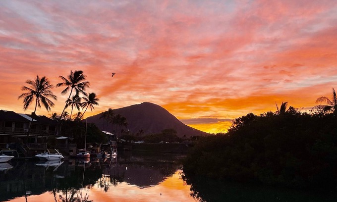 Portlock Casa | Amazing Waterfront Living