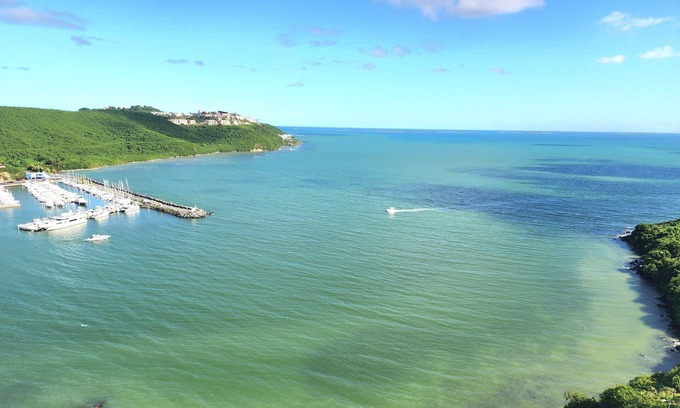 Sardinera Condominio | Amazing Waterfront View 2-bedroom Luxury Condo in Beautiful Farjado, Puerto Rico