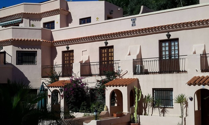 Ventanicas-El Cantal Apartamento | Apartamento de 2 habitaciones en una tranquila calle sin salida a 150 m de la mejor área de Mojacar