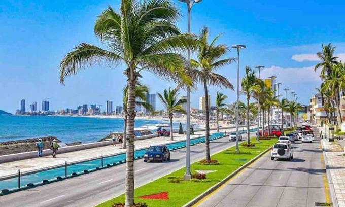 Las Gaviotas Apartamento | Amazonas Apartment Near the Beach, Shops and Restaurants