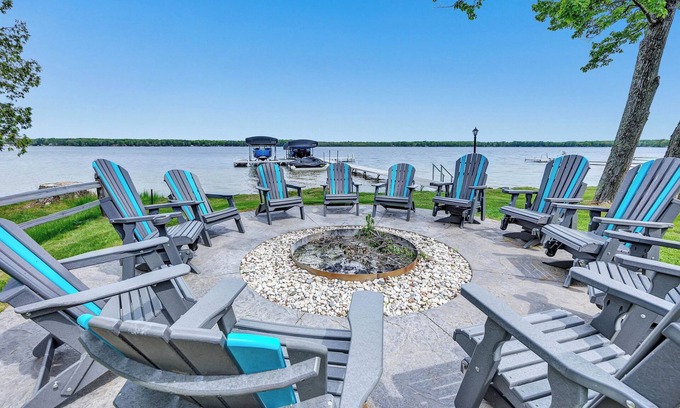 Brazeau Cabaña | Amber's White Potato Lake House w/Sandy Shore