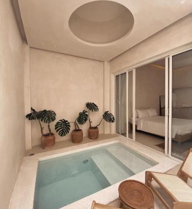 Tuy Hoa Hotel | AMBERGRIS
