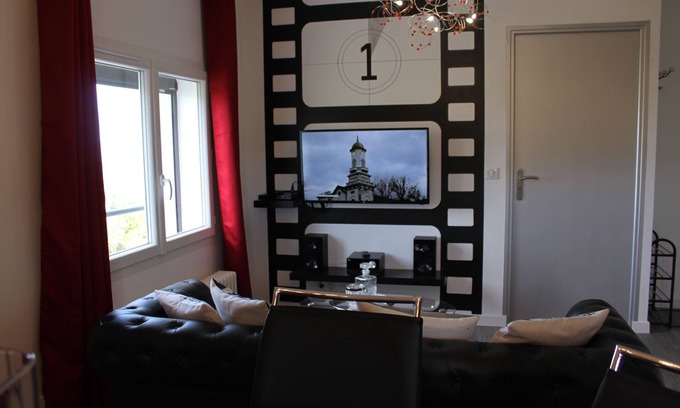 Chatel-Guyon Apartamento | Ambiance Cinéma sur les Hauteurs de Chatel-guyon