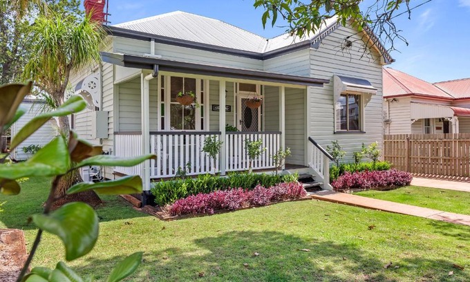 South Toowoomba Casa | Ambiente Cottage - Pet and Family Friendly