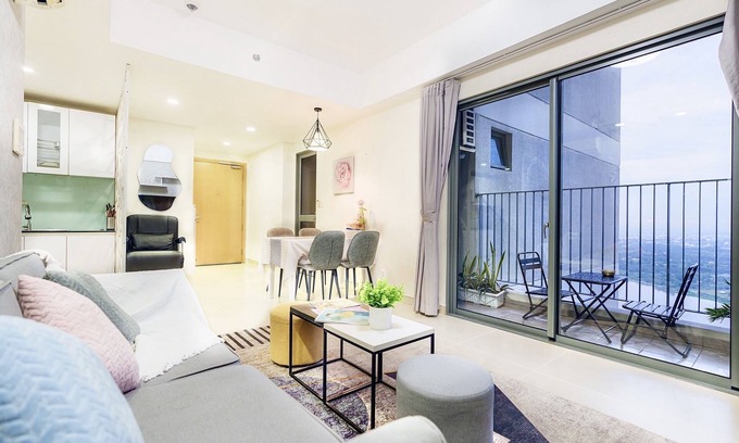 District 9 Apartamento | AmbiHOME 2BR 2WC glamour river-view Masteri Thao Dien T4