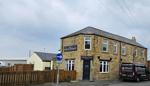 Amble Casa | Amble Harbour retreats