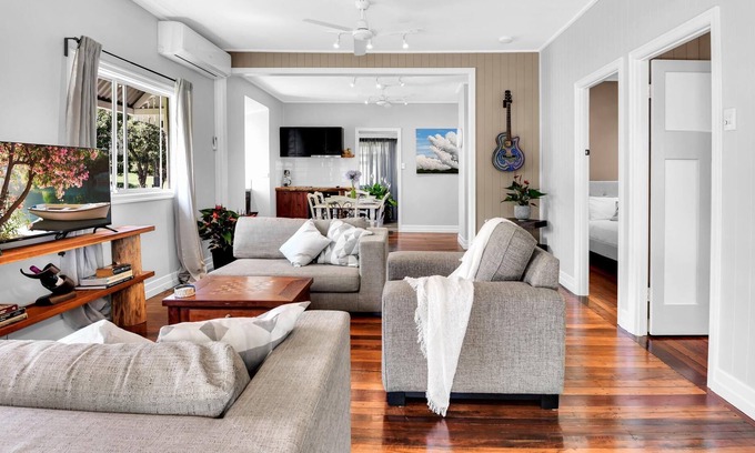 Montville Cabaña | Ambrose Cottage - Peace Comfort Within Montville Village