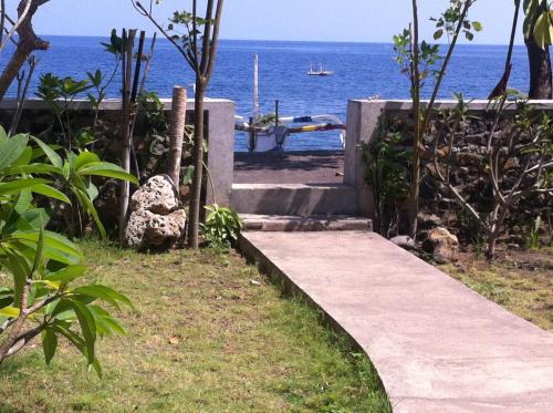 Purwakerti Casa | Amed Sari Beach Guesthouse