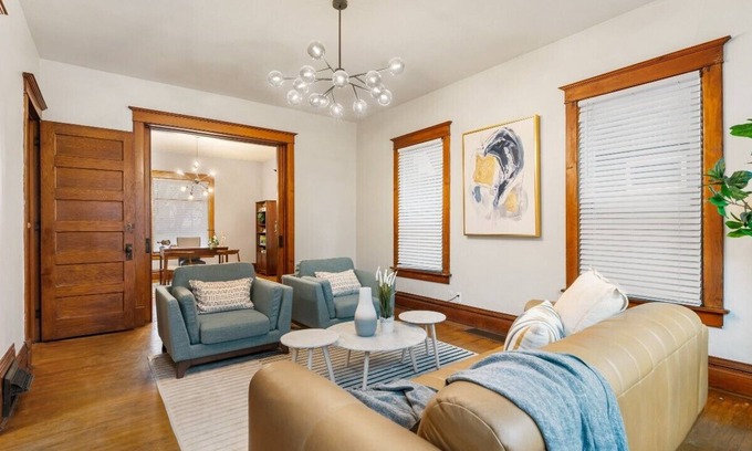 Peoria Casa | American Foursquare by DT Peoria - King Beds Home Theater Fully Equipped Kitchen