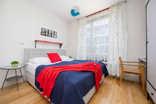 Powisle Apartamento | American Retro Apartment with Balcony Warsaw Powiśle by Noclegi Renters