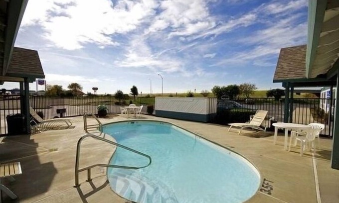 Dunnigan Hotel | Americas Best Value Inn Dunnigan