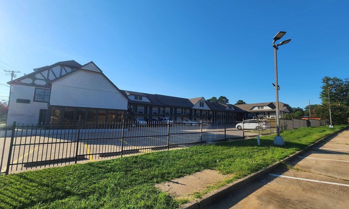 Longview Hotel | Americas Best Value Inn Longview