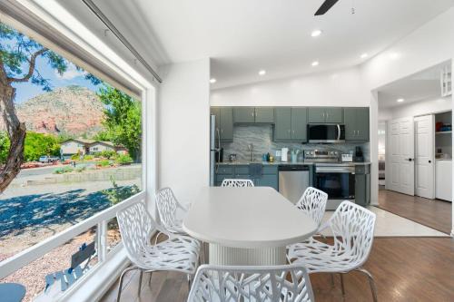 West Sedona Casa | Amethyst Retreat. Back Yard with Hot Tub & Views!