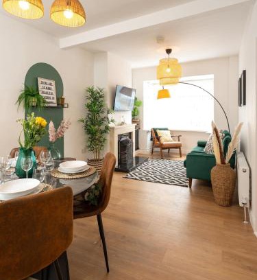 Belfast Casa | Amica Rose