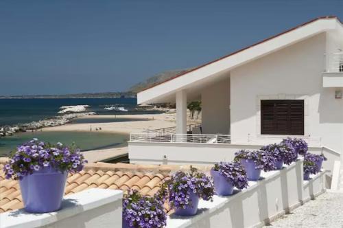 Trappeto Apartamento | Amira Beach Villa by Le Dhome Sicily