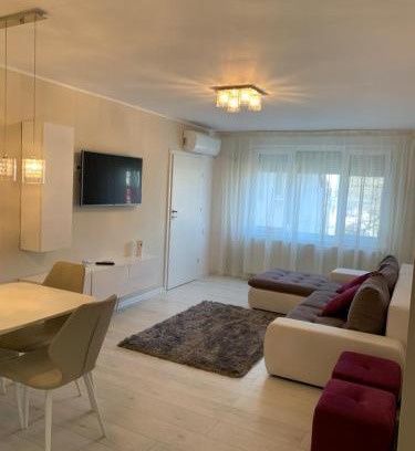 Galati Apartamento | Ammi - Central Apartment - Galati