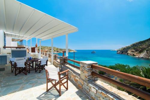 Chrisopigi Casa | Ammos 2 - Seafront maisonette, Glyfo beach, Sifnos