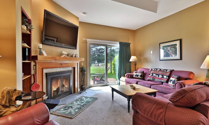 Ludlow Apartamento | Ski on/off Solitude Condo with Direct Ski Access