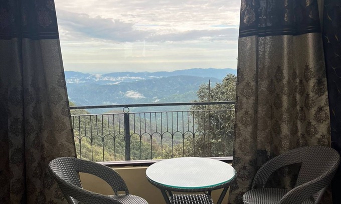 Shimla Cama Y Desayuno | Amor Haven & Dine