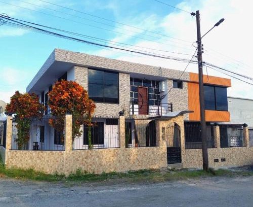 Ramonurcu Apartamento | Amplio y cómodo departamento en planta alta con garage
