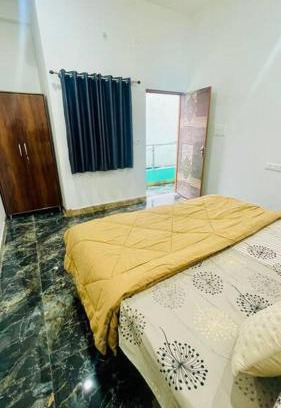 Varanasi Casa | Amrita residency Non Ac