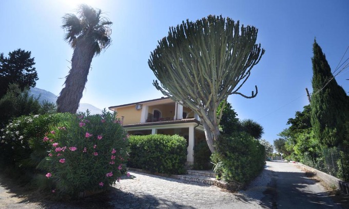 Villa Grazia di Carini Apartamento | Amunì da Vita e Pietro