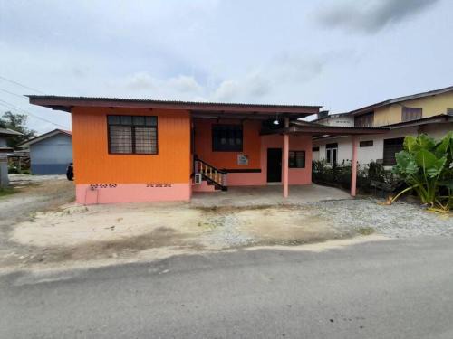 Kampung Kepong Casa | AMZ WOODHOMESTAY AT GONG KIAT, KUALA TERENGGANU