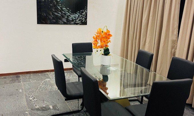 Sakumono Casa | An amazing 4-bedroom townhome with WiFi,Outdoor jacuzzi in serene Sakumono,Accra