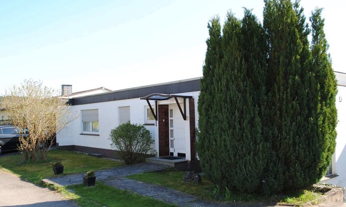Gerolstein Apartamento | Apartamento moderno en Gerolstein cerca del bosque