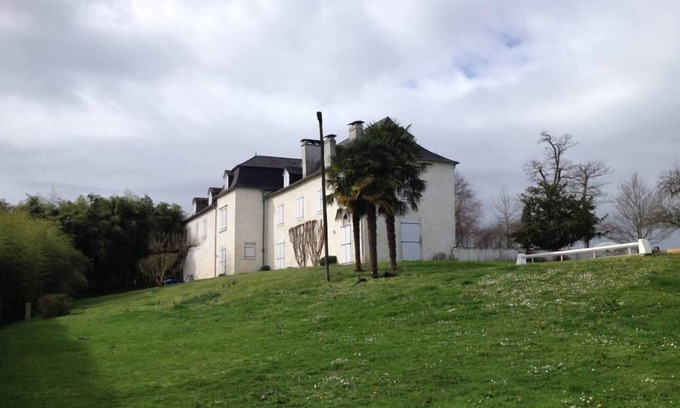 Lucq-de-Bearn Casa | Gran mansion de campo renovada con piscine y vista magnifica sobre los Pirineos