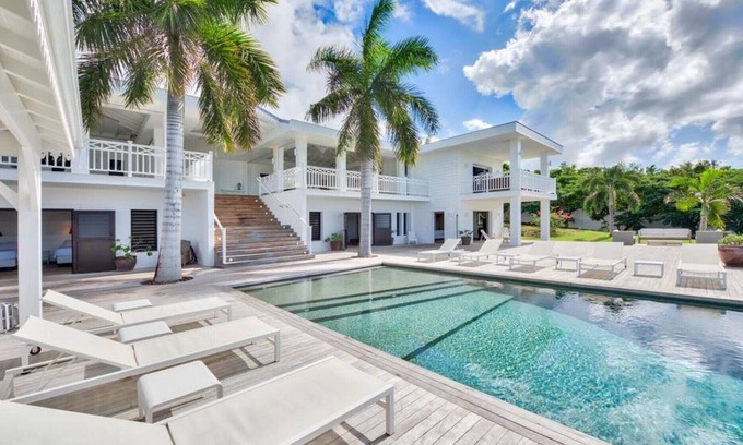Les Terres Basses Villa | Una exquisita y lujosa villa de seis dormitorios ubicada en Terres Basses