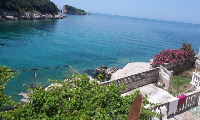 Utjeha Hladna Uvala Casa | Un lugar ideal para descansar y pescar en la espuma del mar.