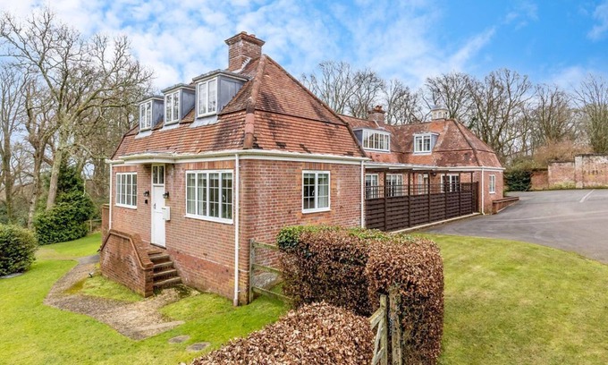 New Forest District Cabaña | Una, Familia- friendly Cottage Idílico en una finca privada en Burley
