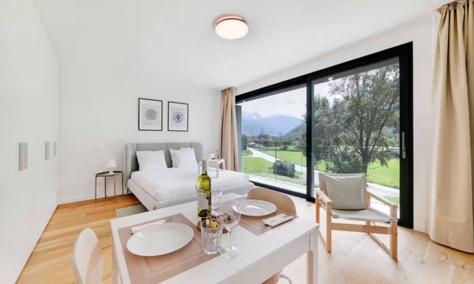Claro Apartamento | Un oasis de paz en la naturaleza (Cassiopea Residenza Ticino)